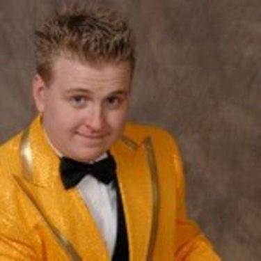 Trevor Watters magician